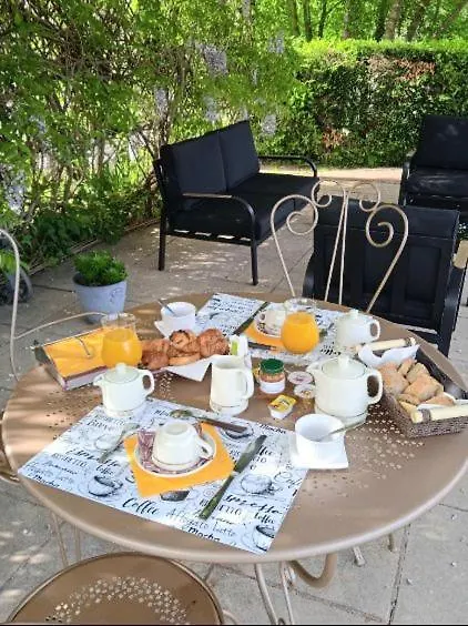 Feriehus Gite, Suite D'Hote De Charme, Petit Dejeuner Compris Firmy